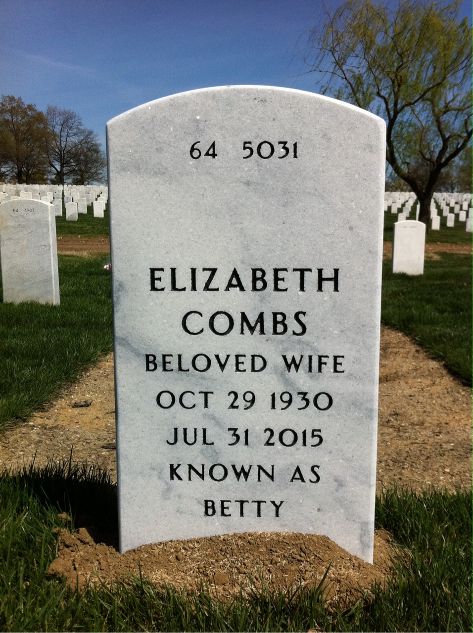 Back of headstone — Lloyd De Latour