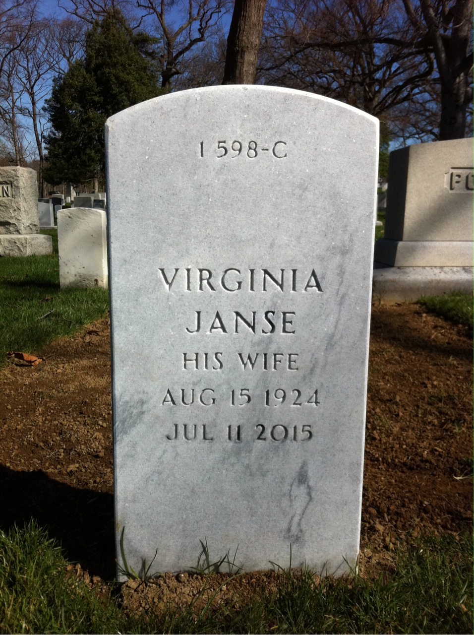 Back of headstone — Robert Rovzar