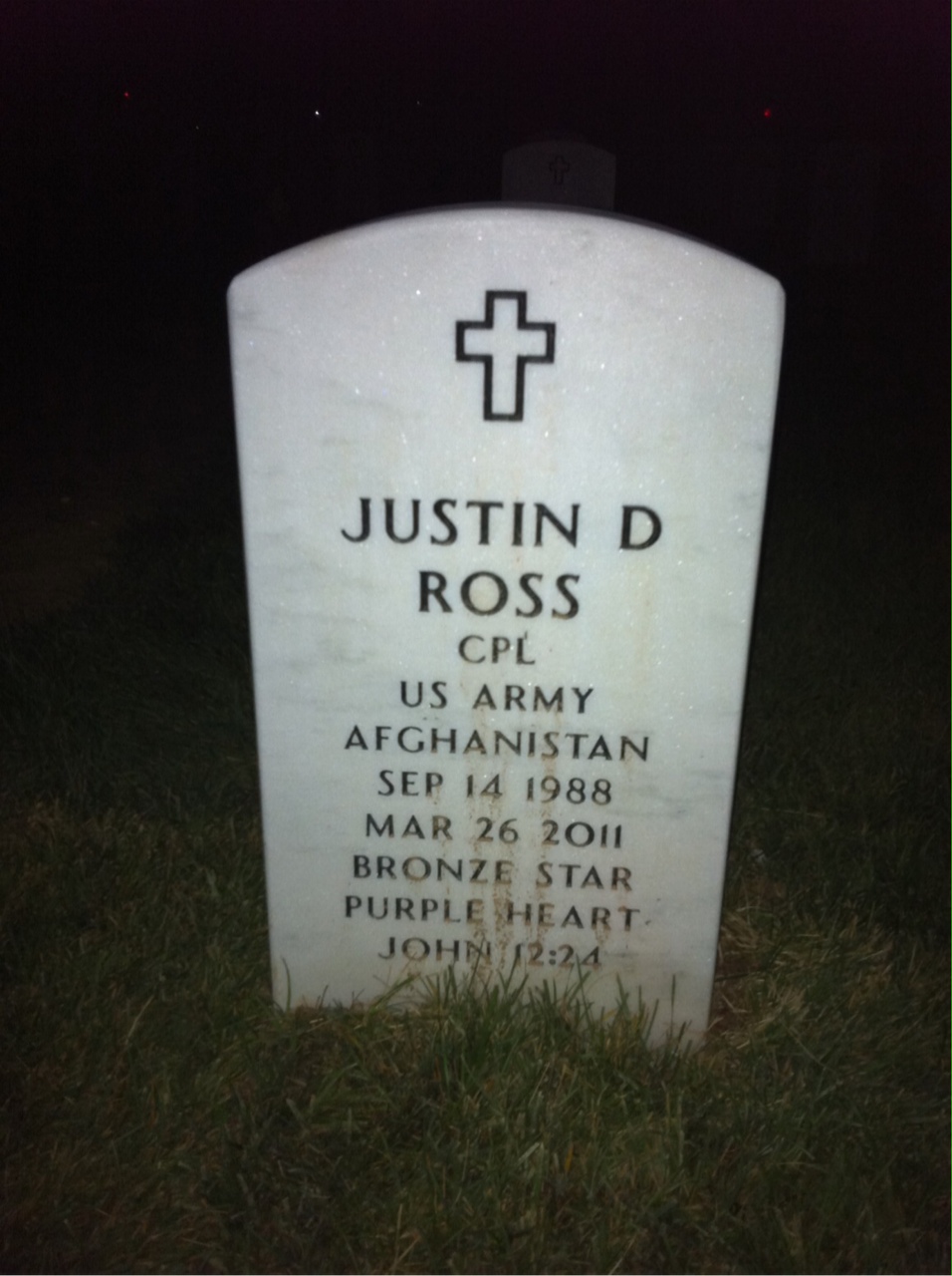 Justin D Ross
