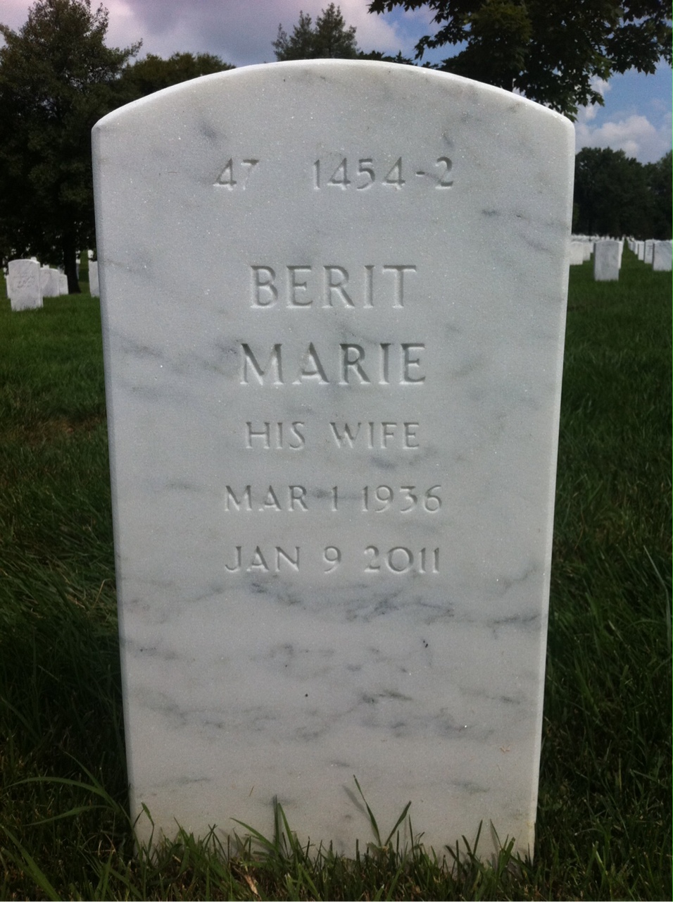 Back of headstone — William Behnke