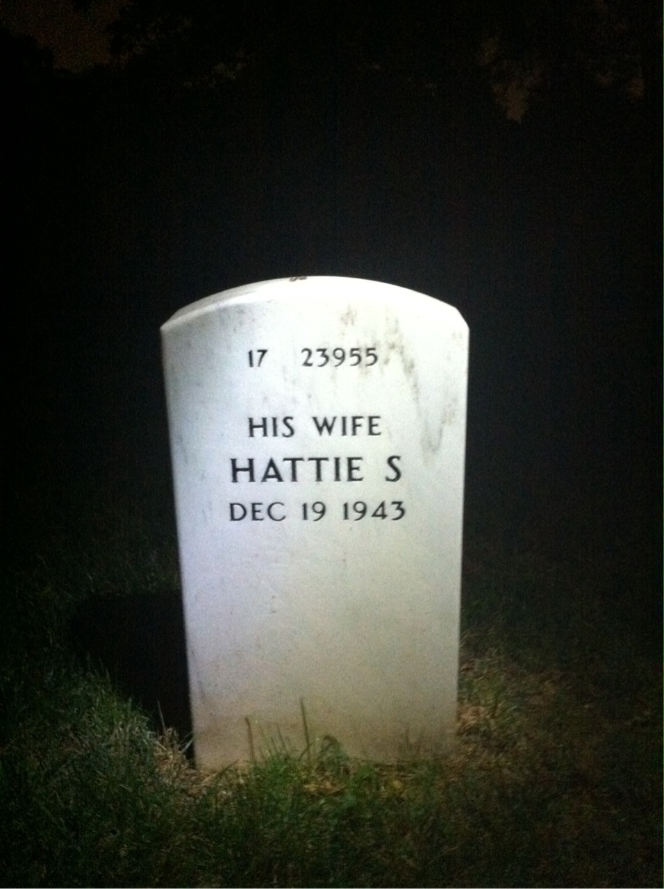 Back of headstone — Hattie Mcintyre