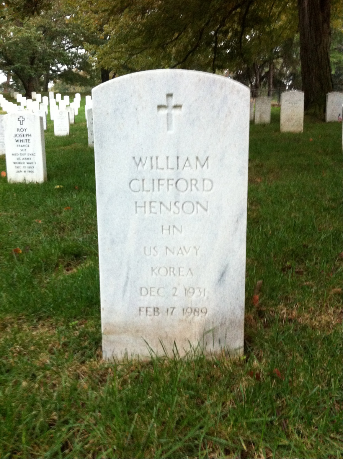 William L Henson