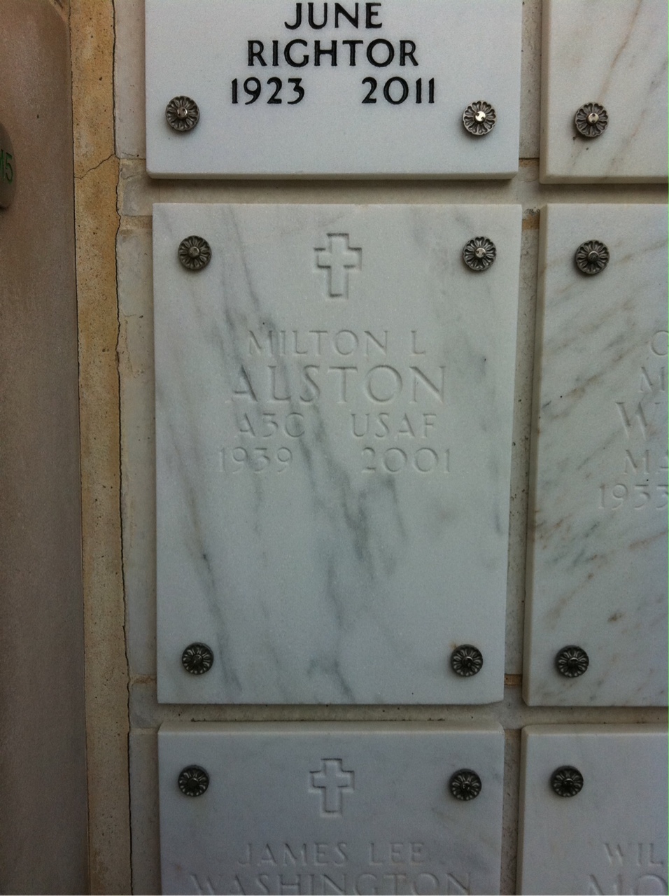 Milton Alston