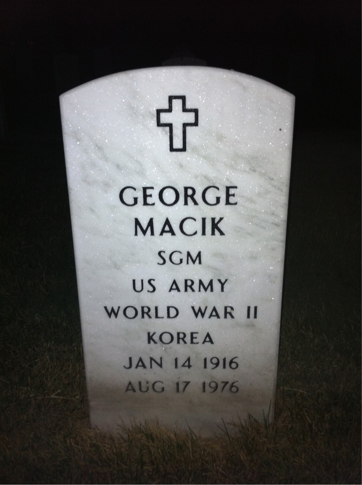 George Macik
