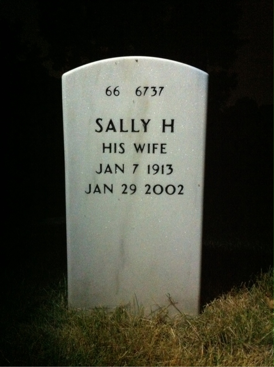 Back of headstone — Clifford Snead