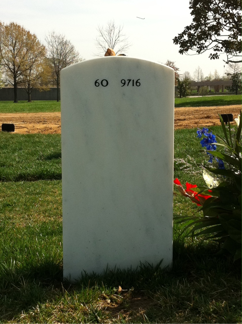Back of headstone — Levi Efrain Nuncio