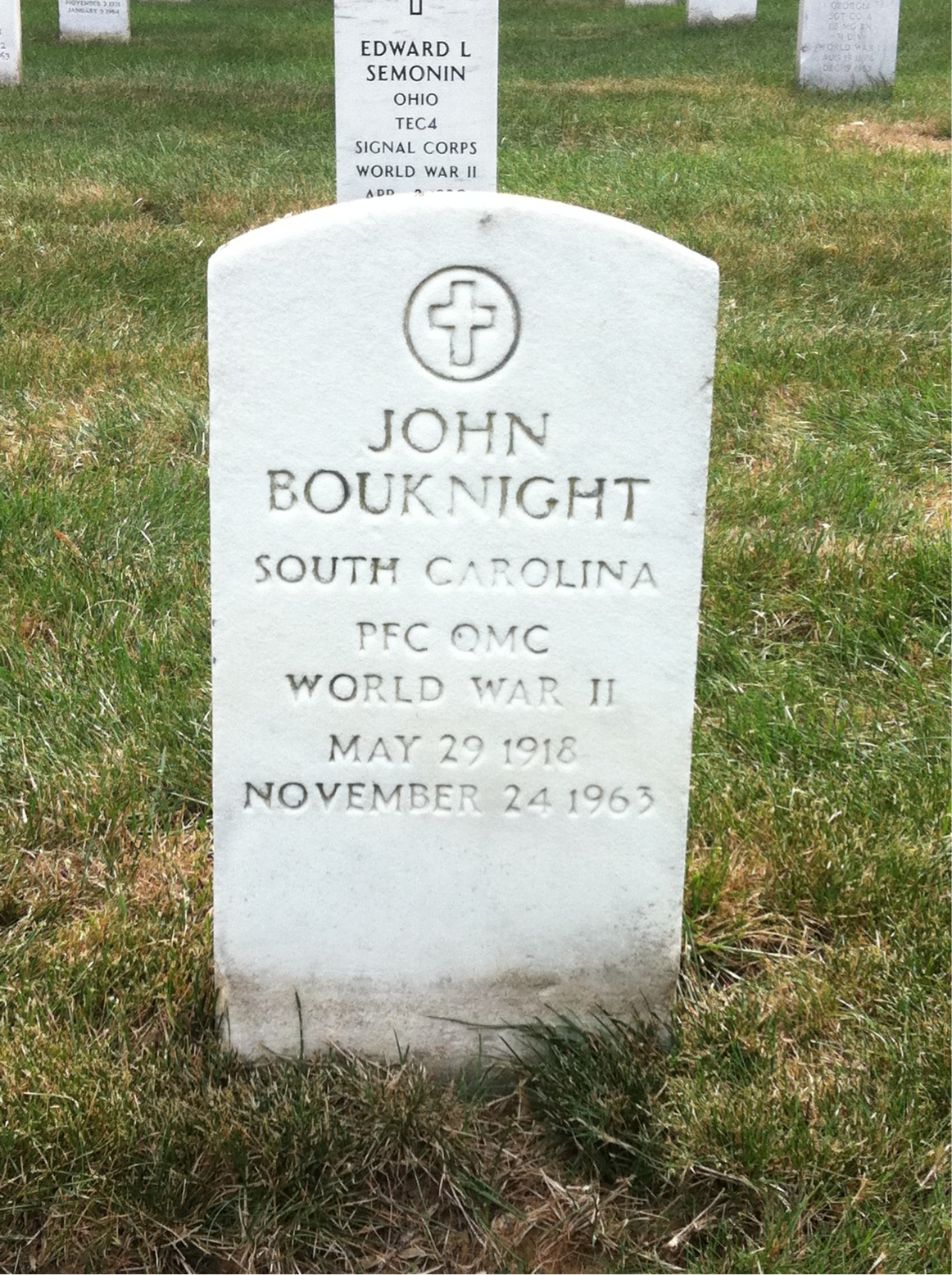 Johnie Bouknight