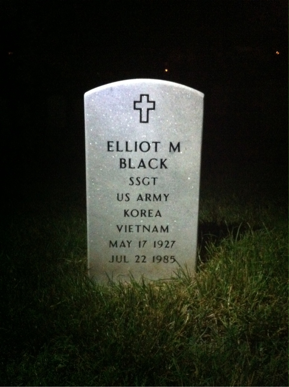 Elliot Black