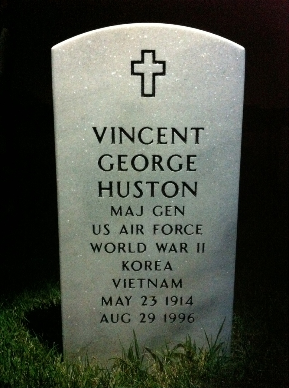 Vincent Huston