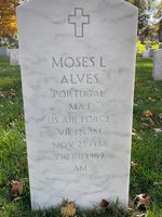 Moses Alves — Headstone Front