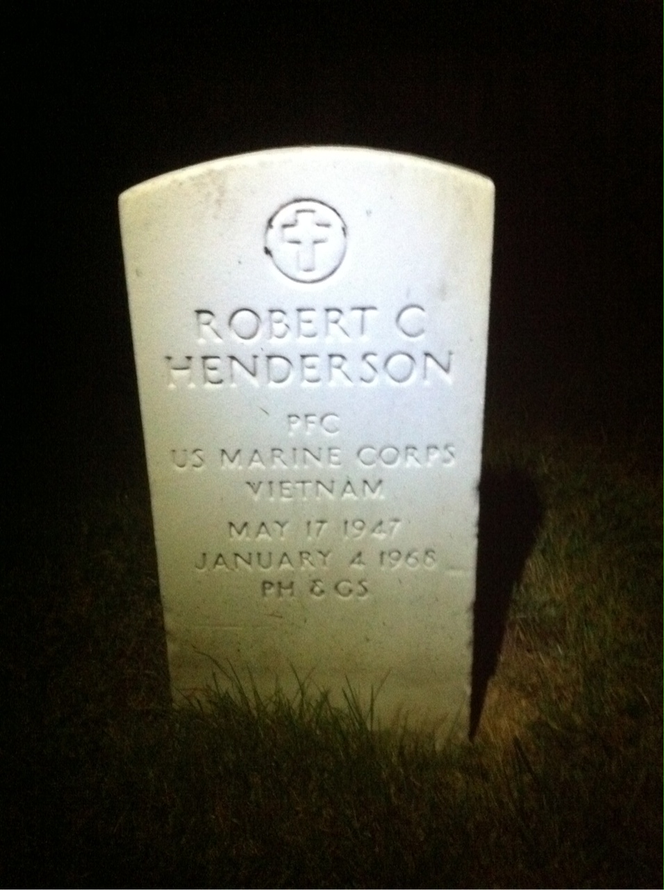 Headstone of Robert Caufield Henderson