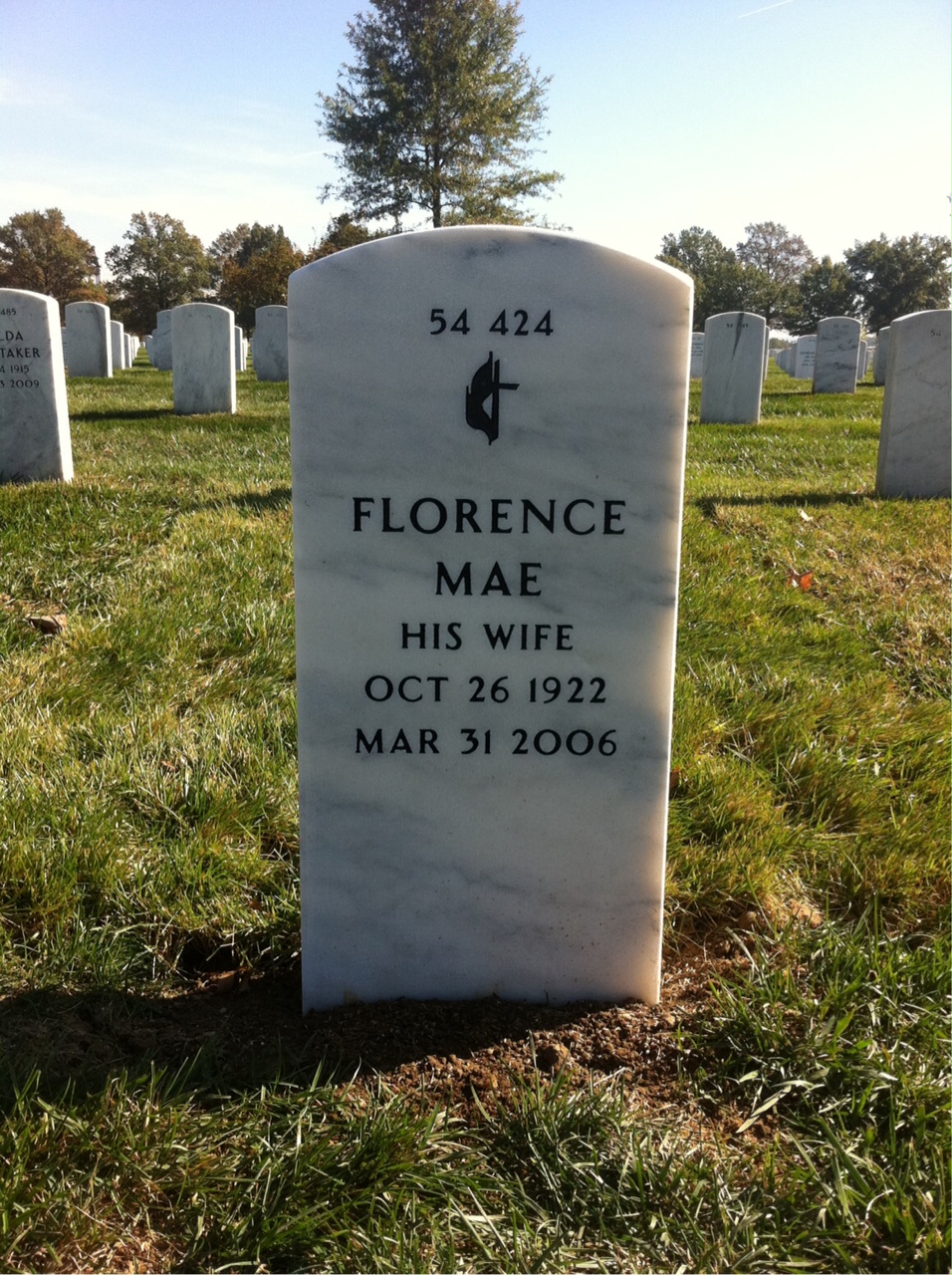 Back of headstone — Lee Cason
