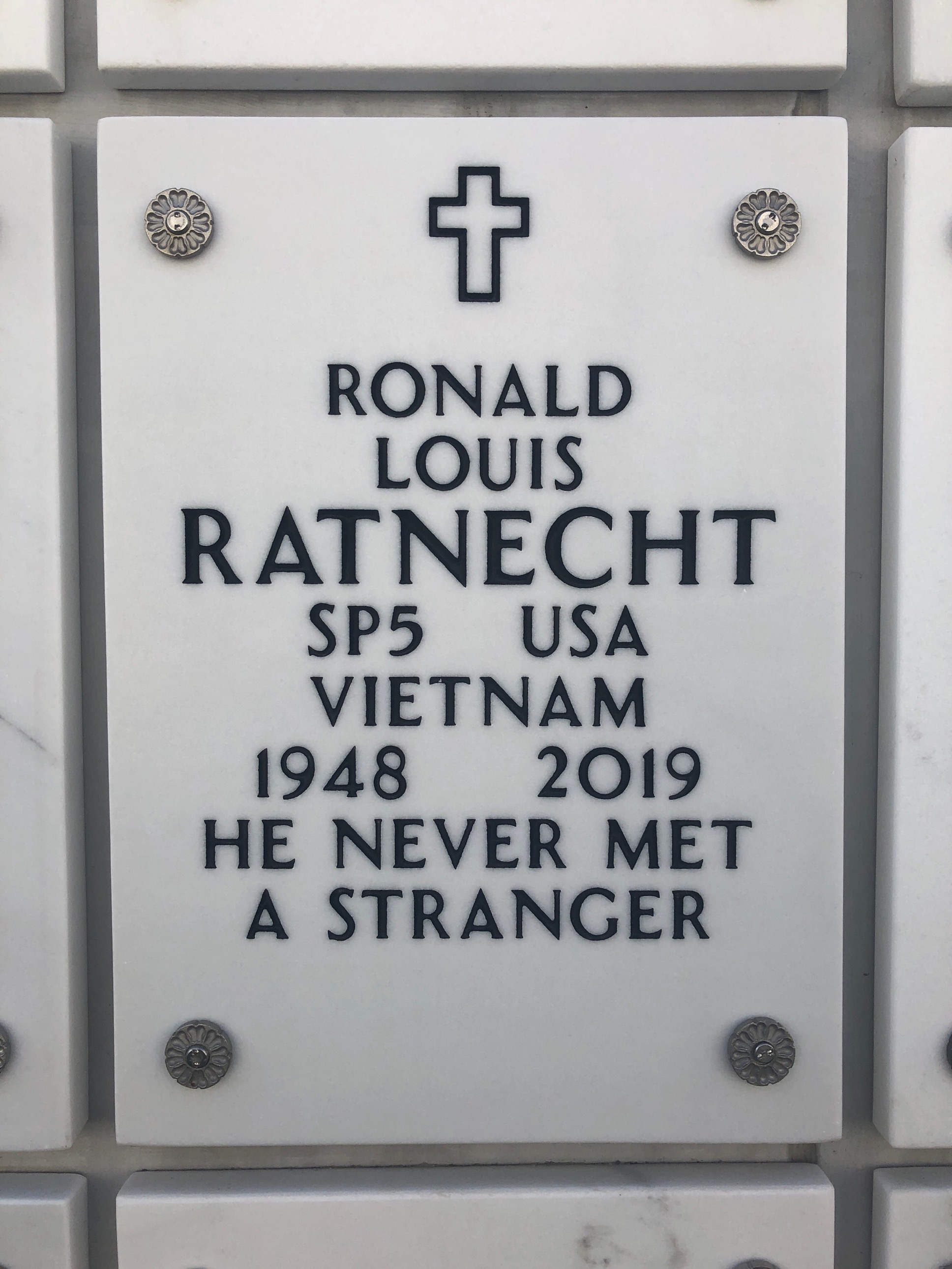 Ronald L Ratnecht