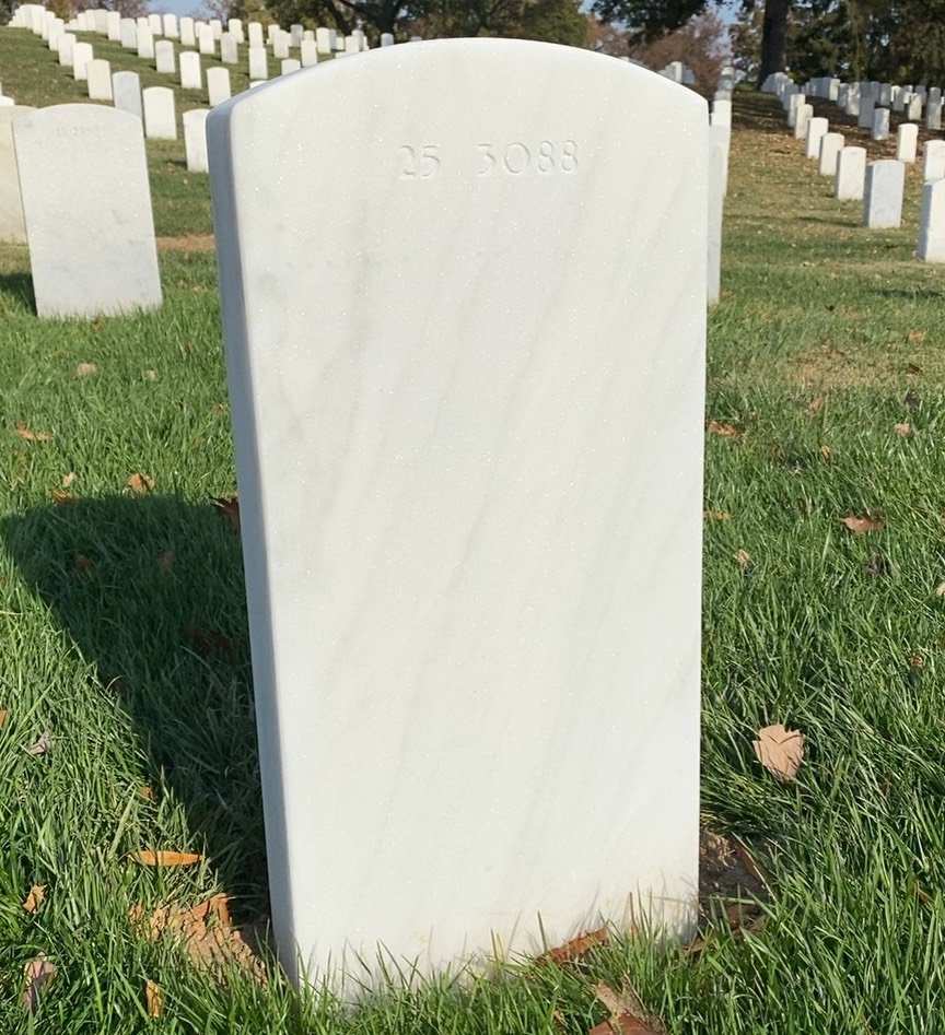 Back of headstone — Ronald Moreau