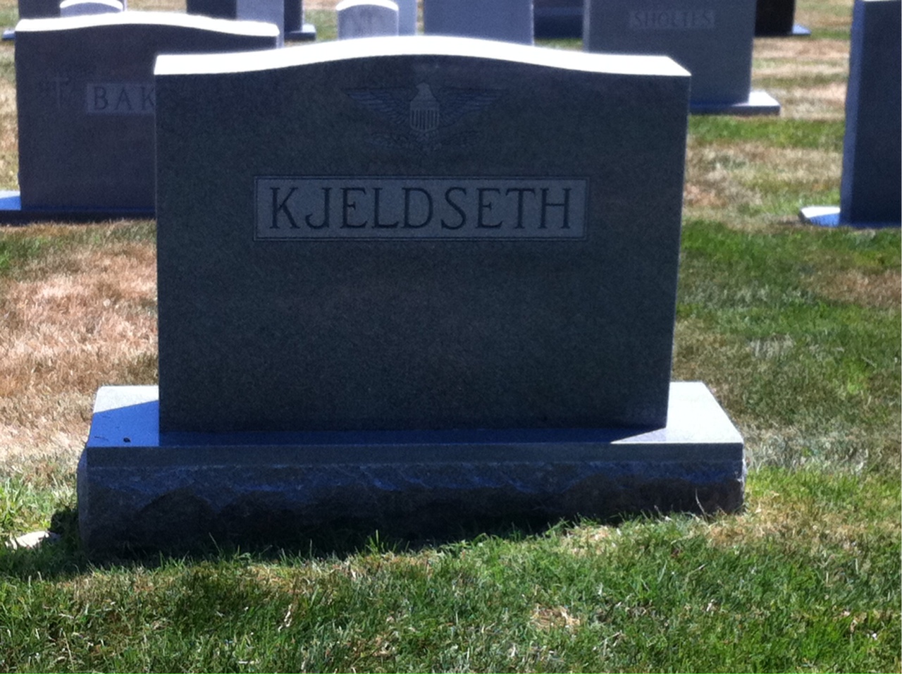 Back of headstone — Clarion Kjeldseth