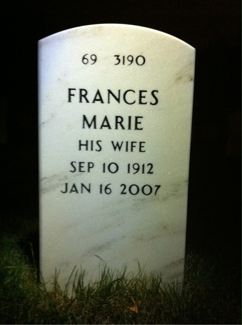 Back of headstone — Cecil Munson