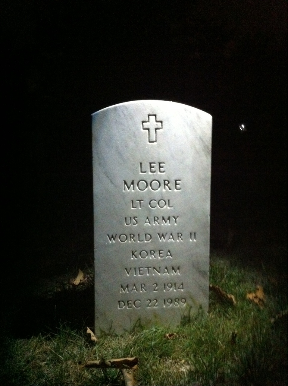 Lee Moore