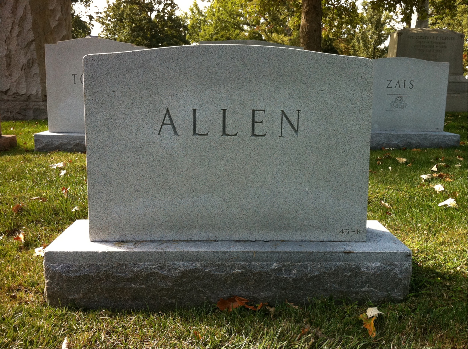 Back of headstone — Maydelle Allen