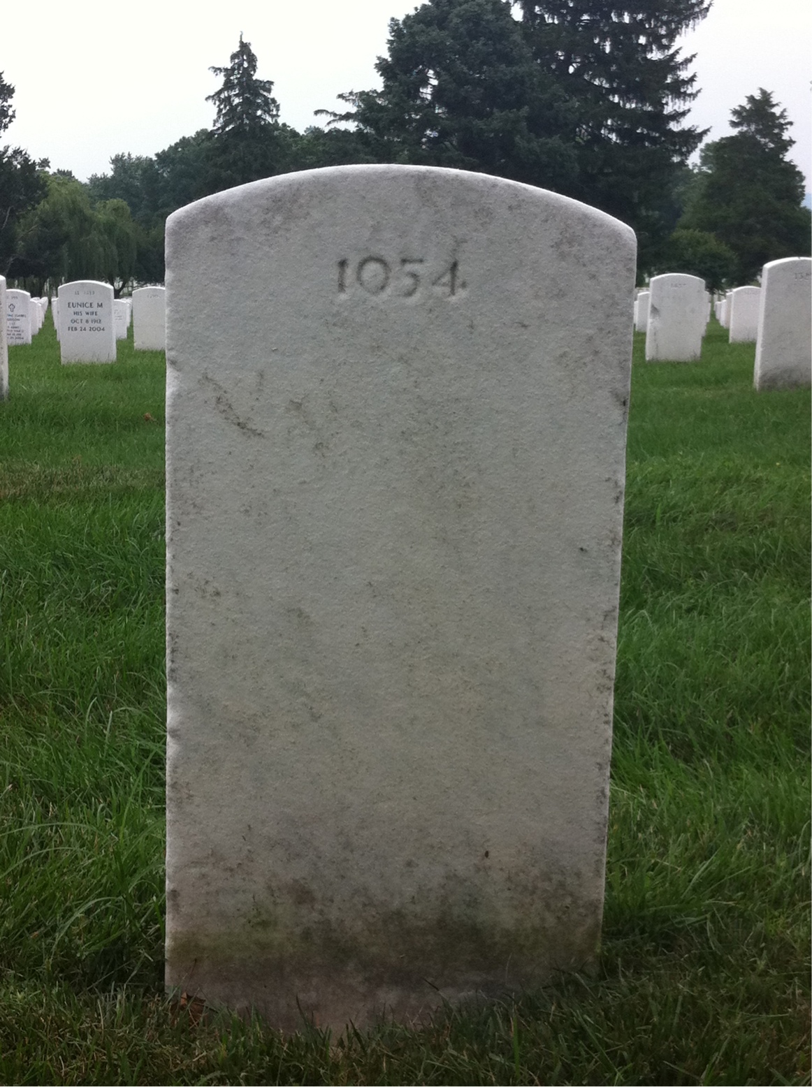 Back of headstone — Julia Alba