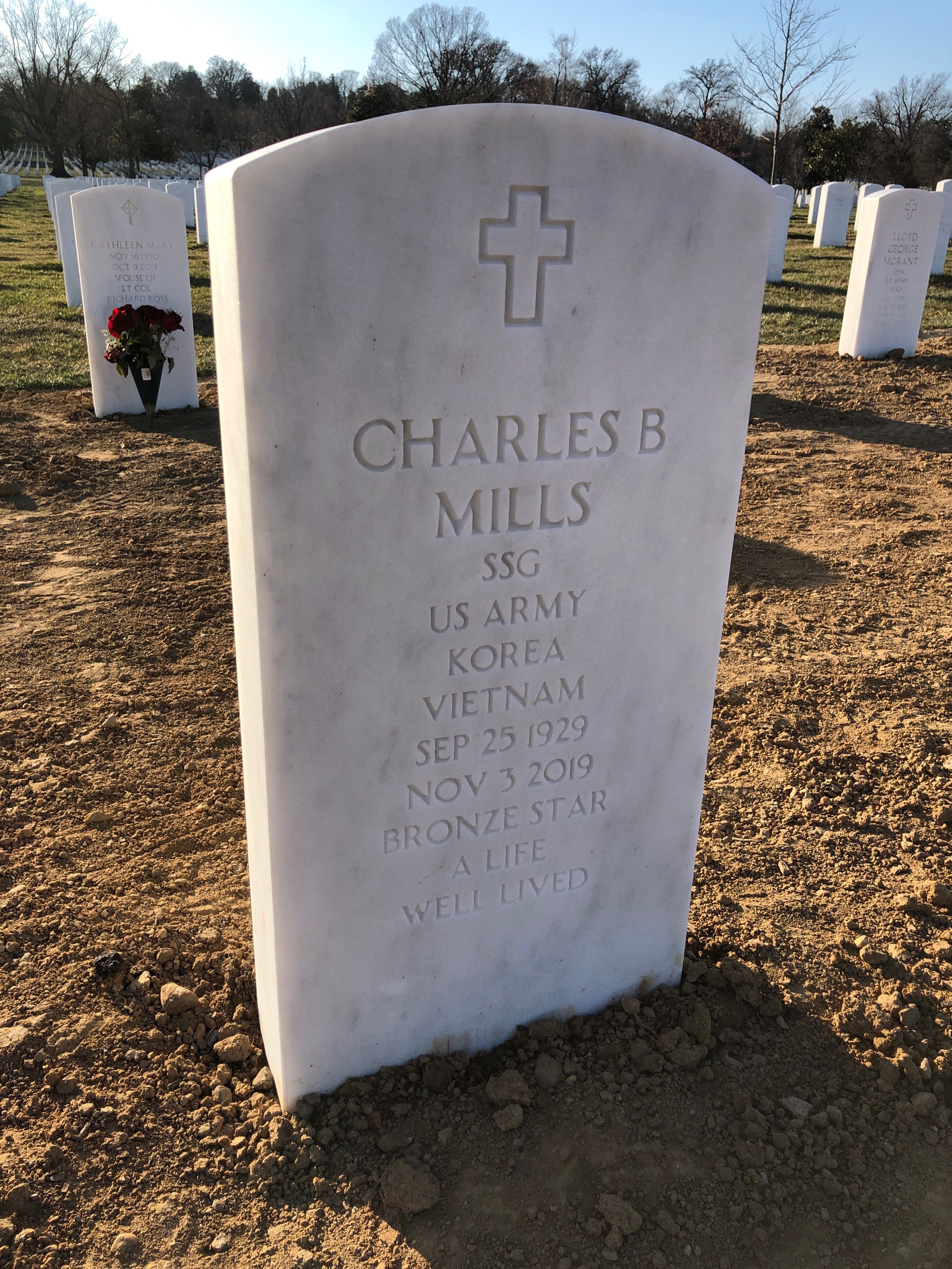 Charles Mills