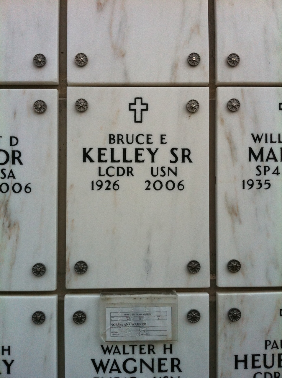 Bruce Kelley