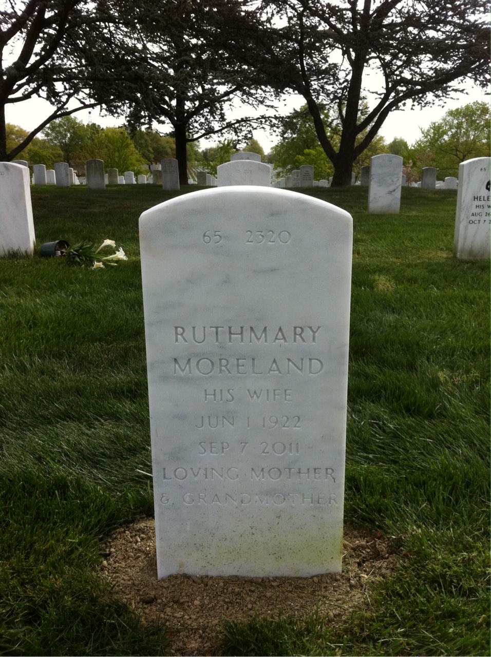 Back of headstone — Kenneth Balge