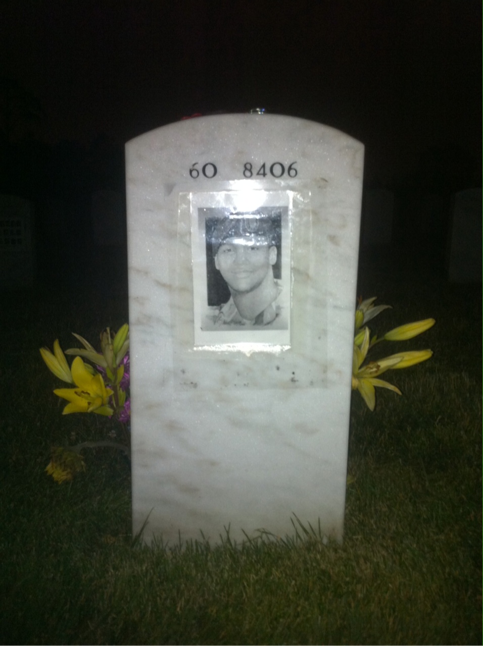 Back of headstone — Justin Davis