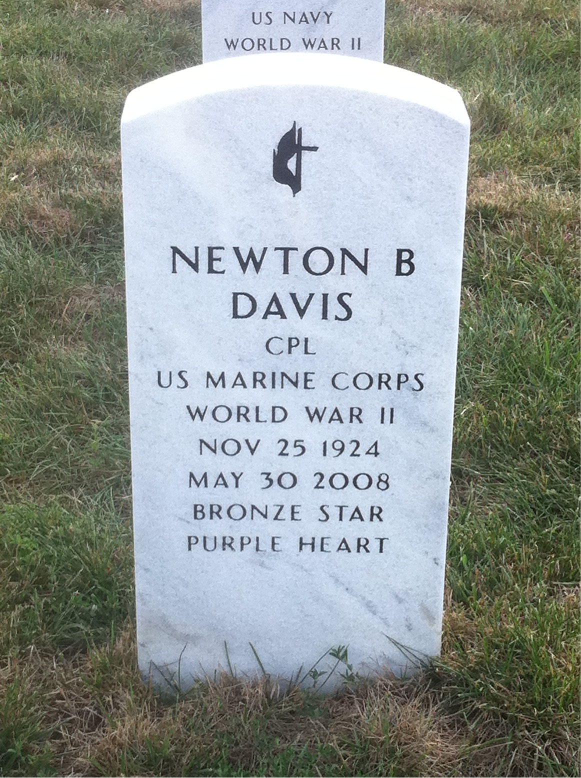 Newton Davis