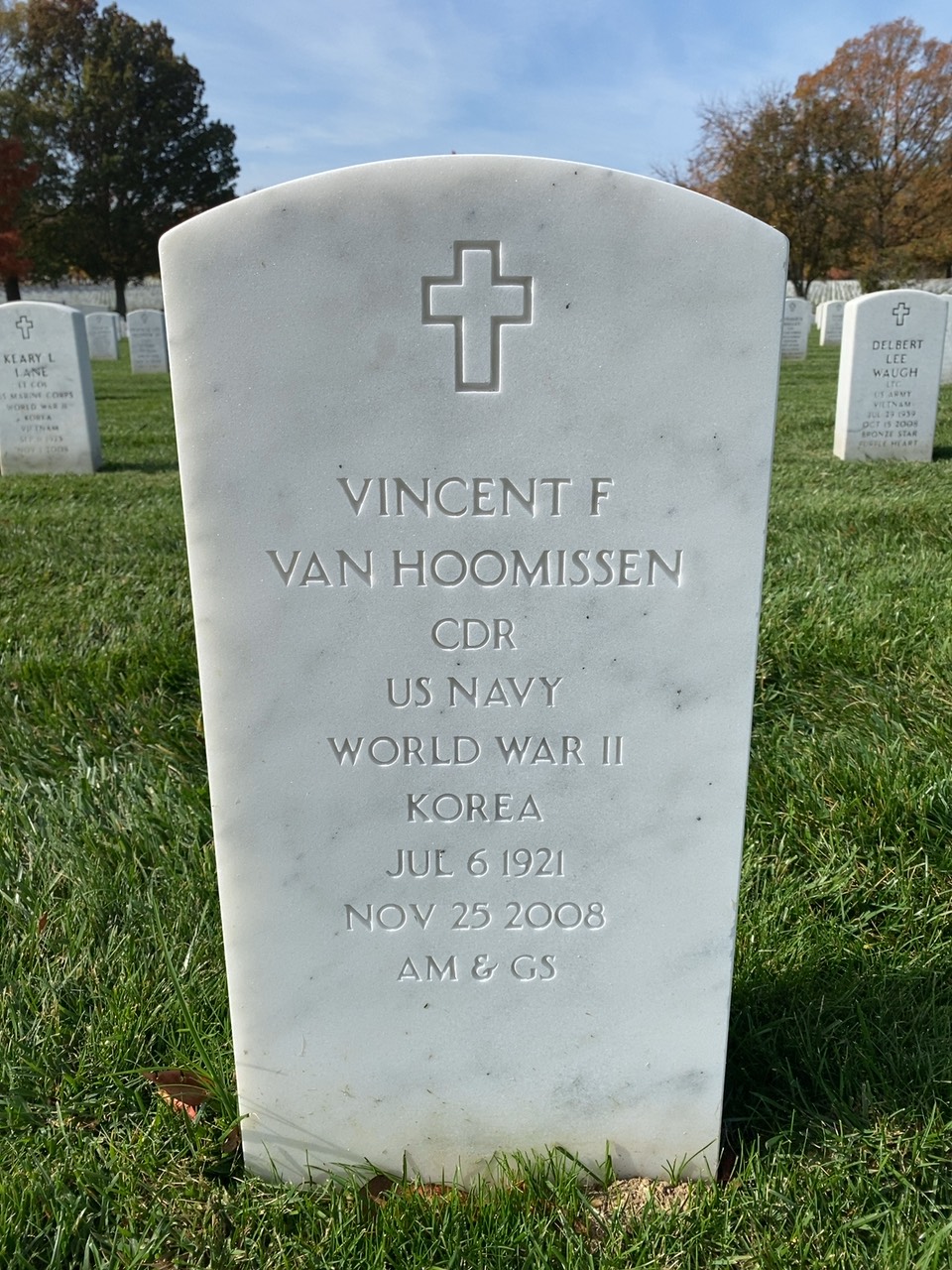 Vincent Van Hoomissen