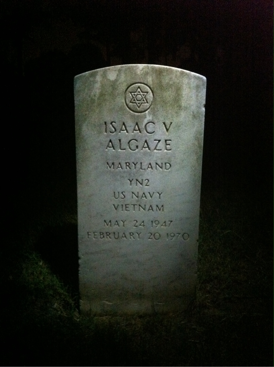 Isaac Algaze