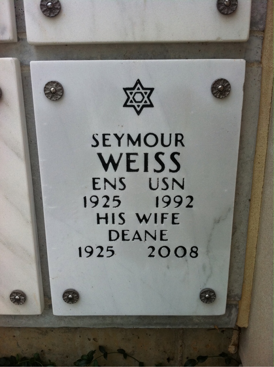 Seymour Weiss