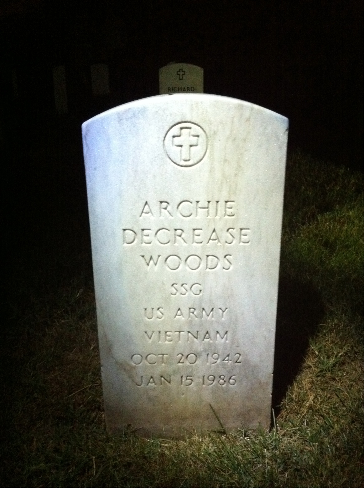 Archie Decrease Woods