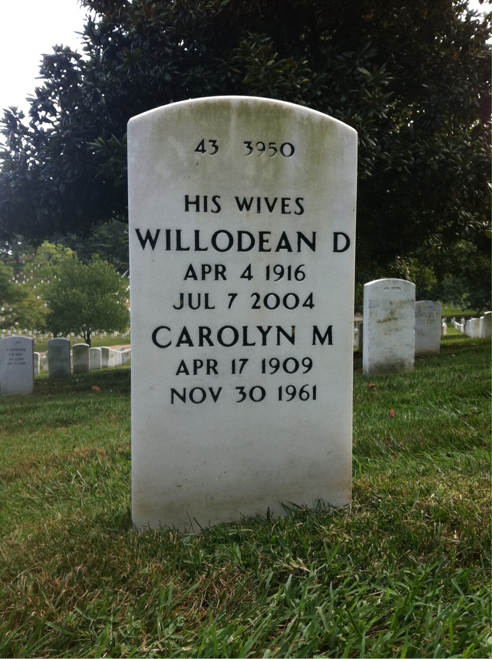 Back of headstone — Carolyn Minor