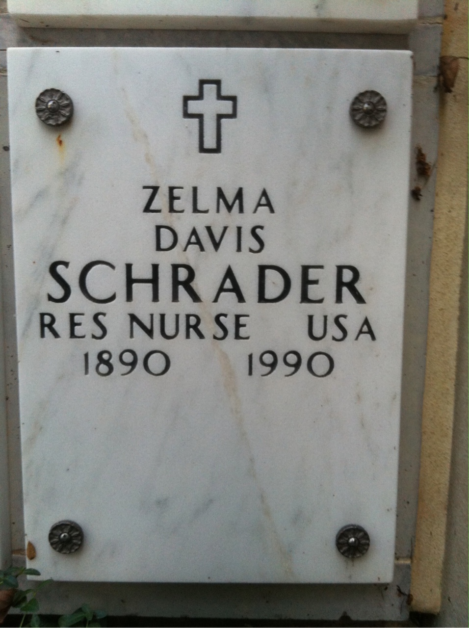 Zelma D Schrader