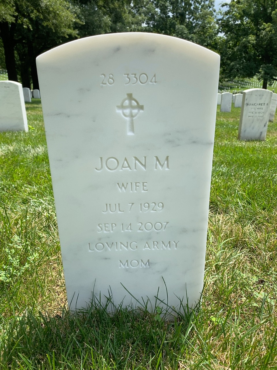 Back of headstone — Fernand Lenoach