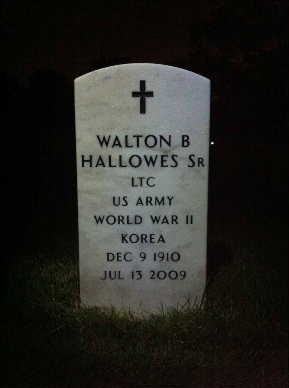 Walton Hallowes