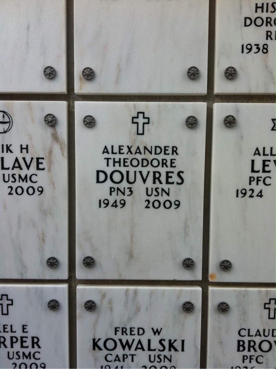 Alexander Douvres