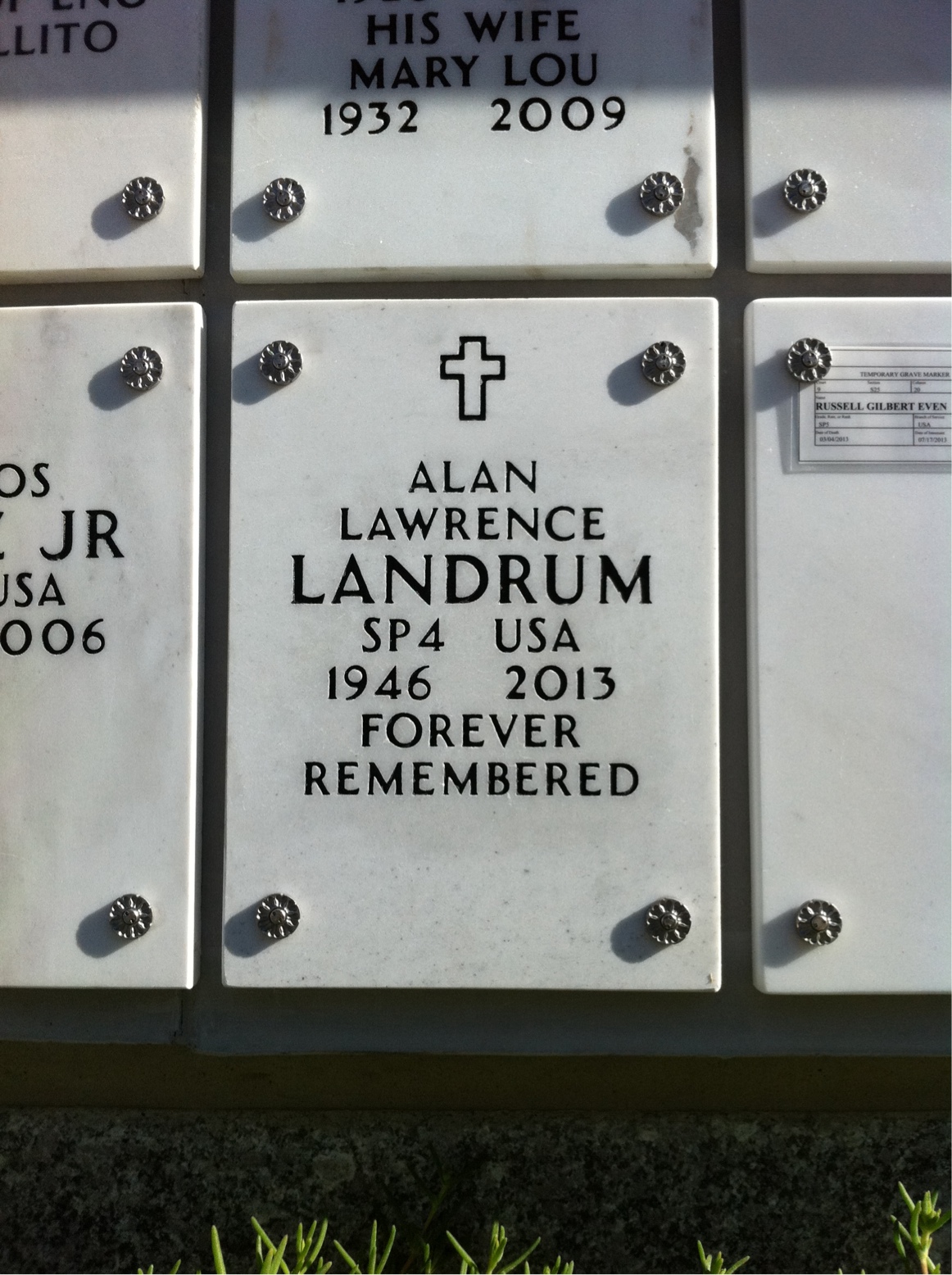 Alan L Landrum