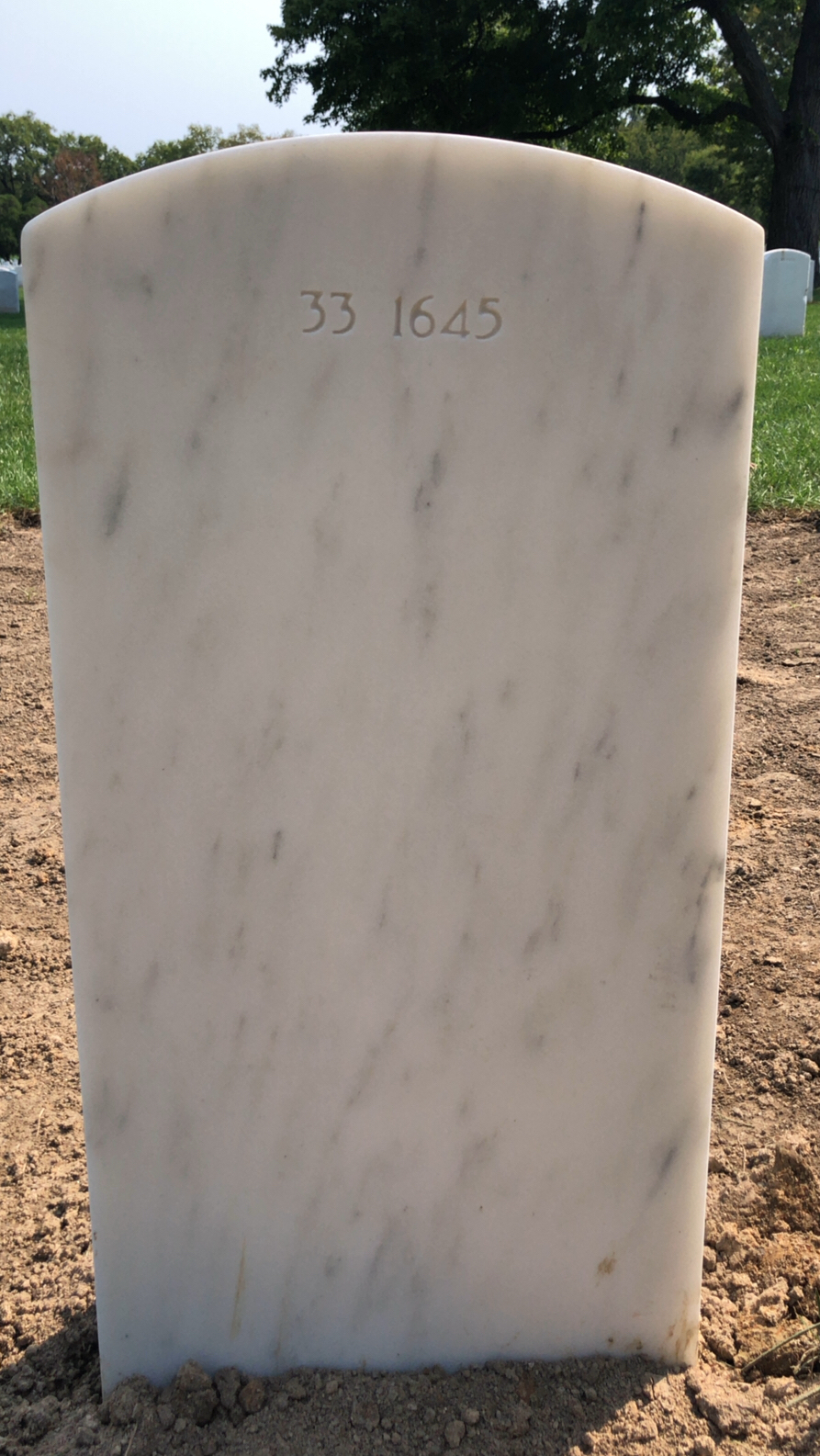 Back of headstone — Lance Robert Jennings