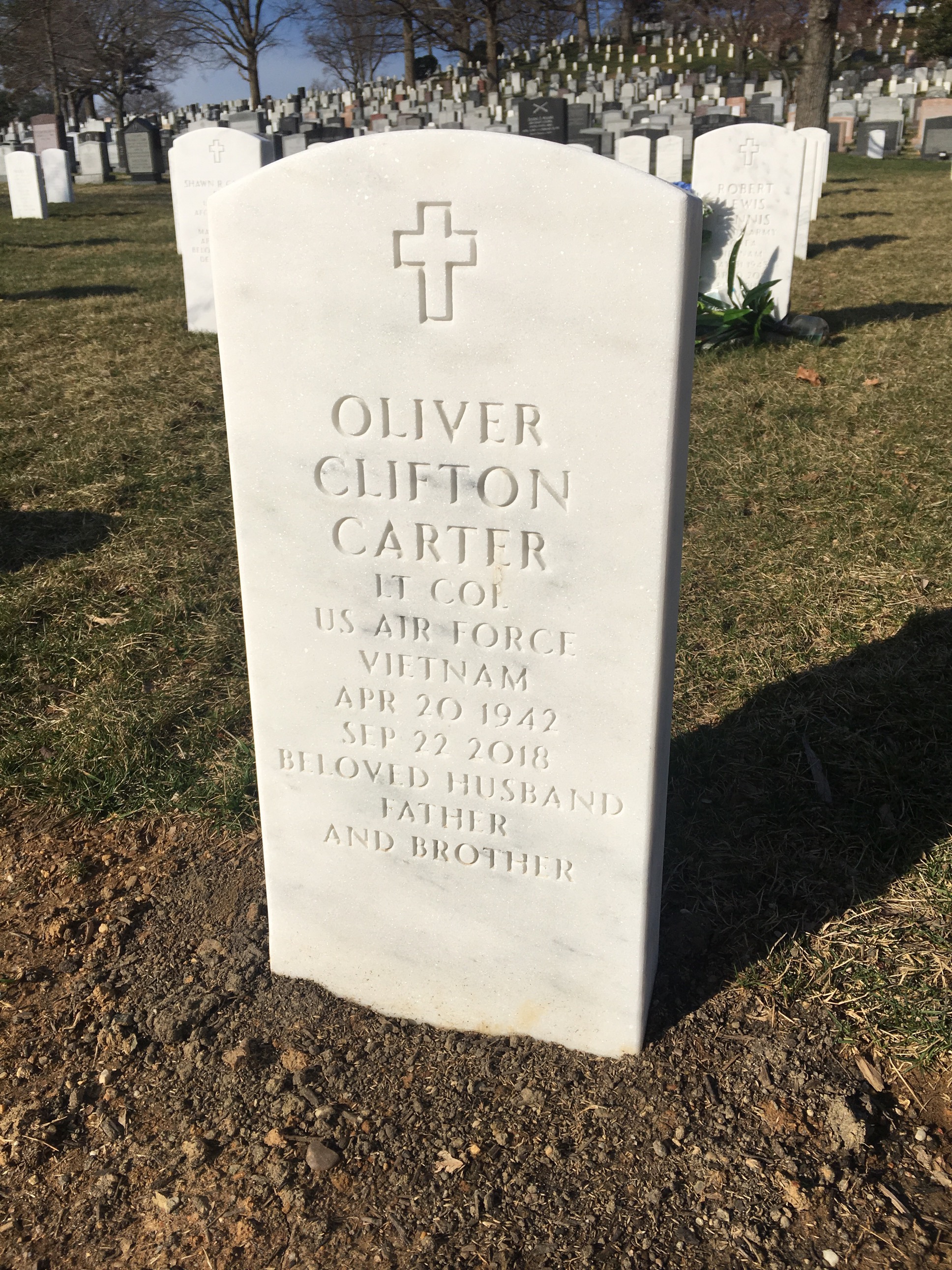 Oliver C Carter