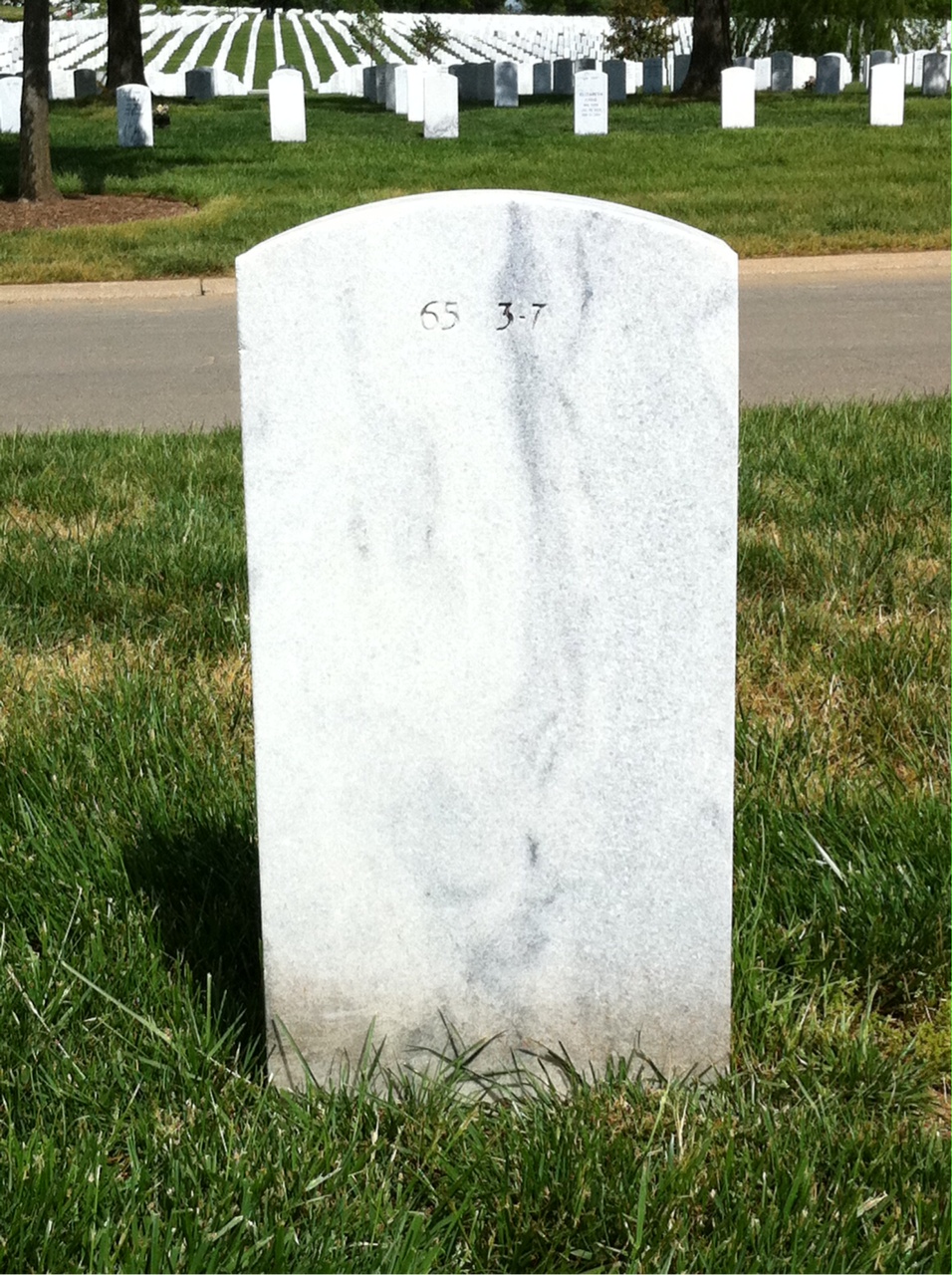 Back of headstone — Vincent J Lombardi