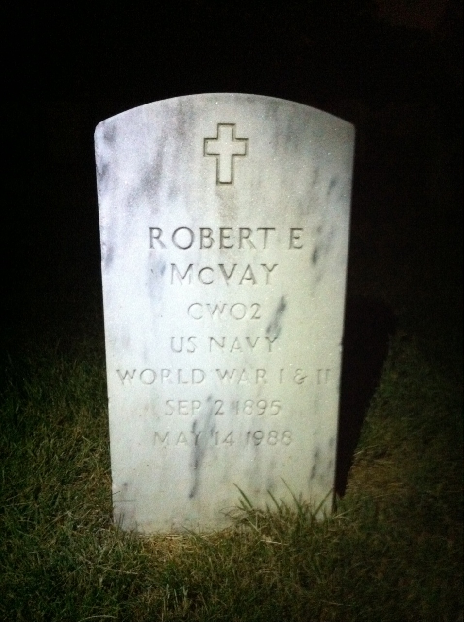 Robert E Mcvay