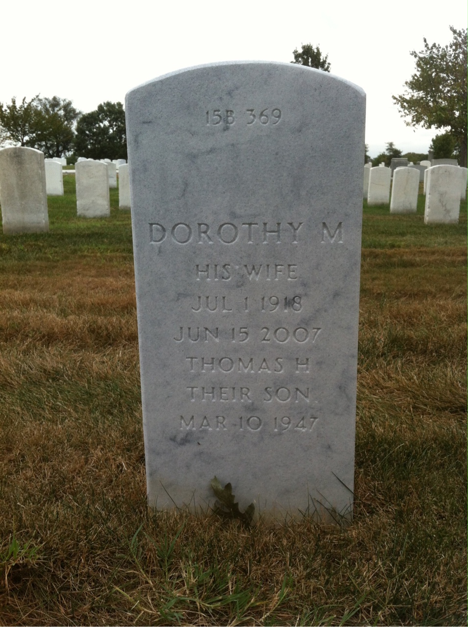 Back of headstone — Quentin Hatchl