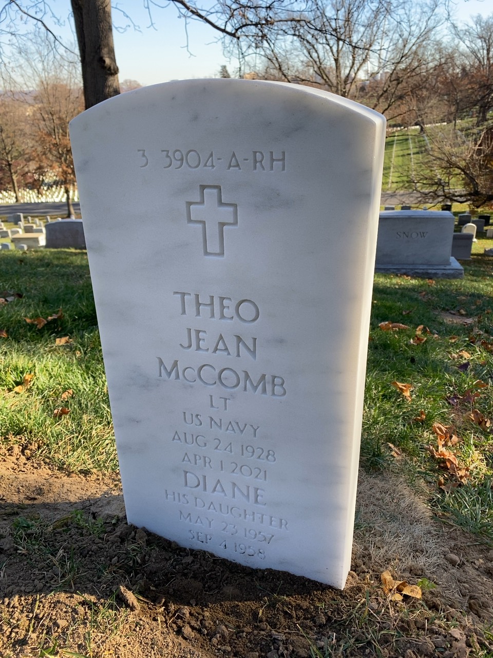 Back of headstone — Gordon Mccomb