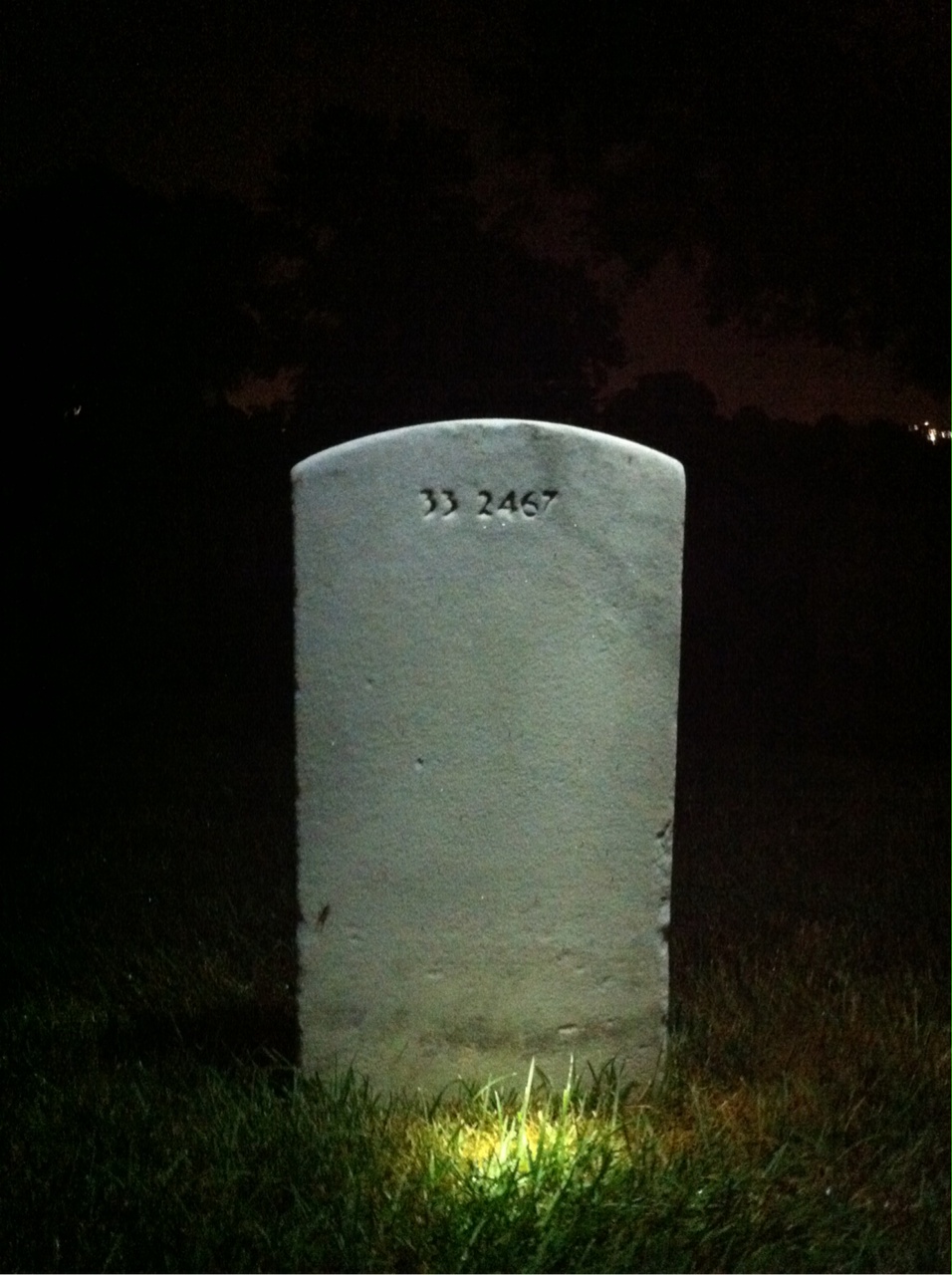 Back of headstone — Lois Moorehead
