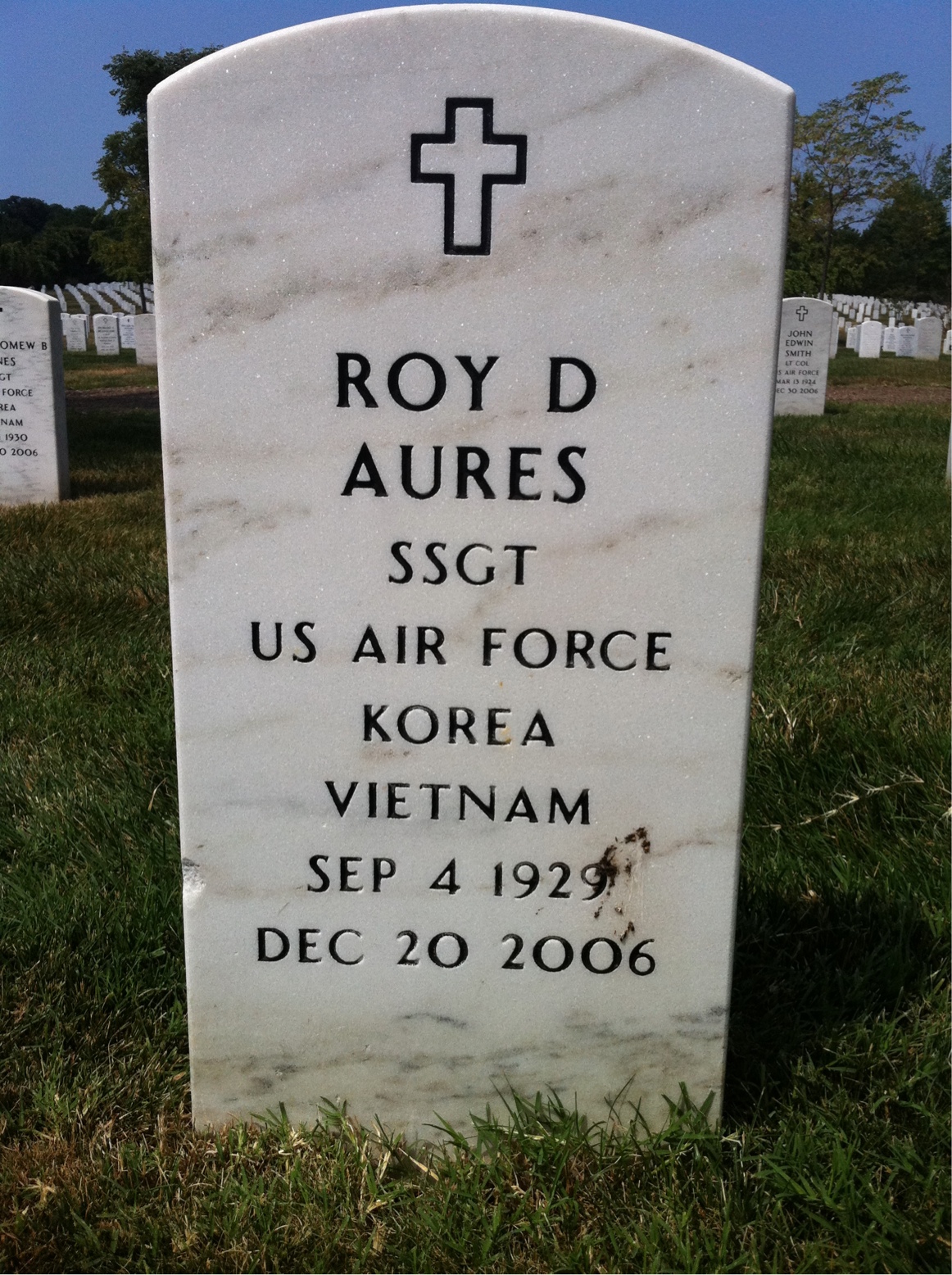 Roy Aures