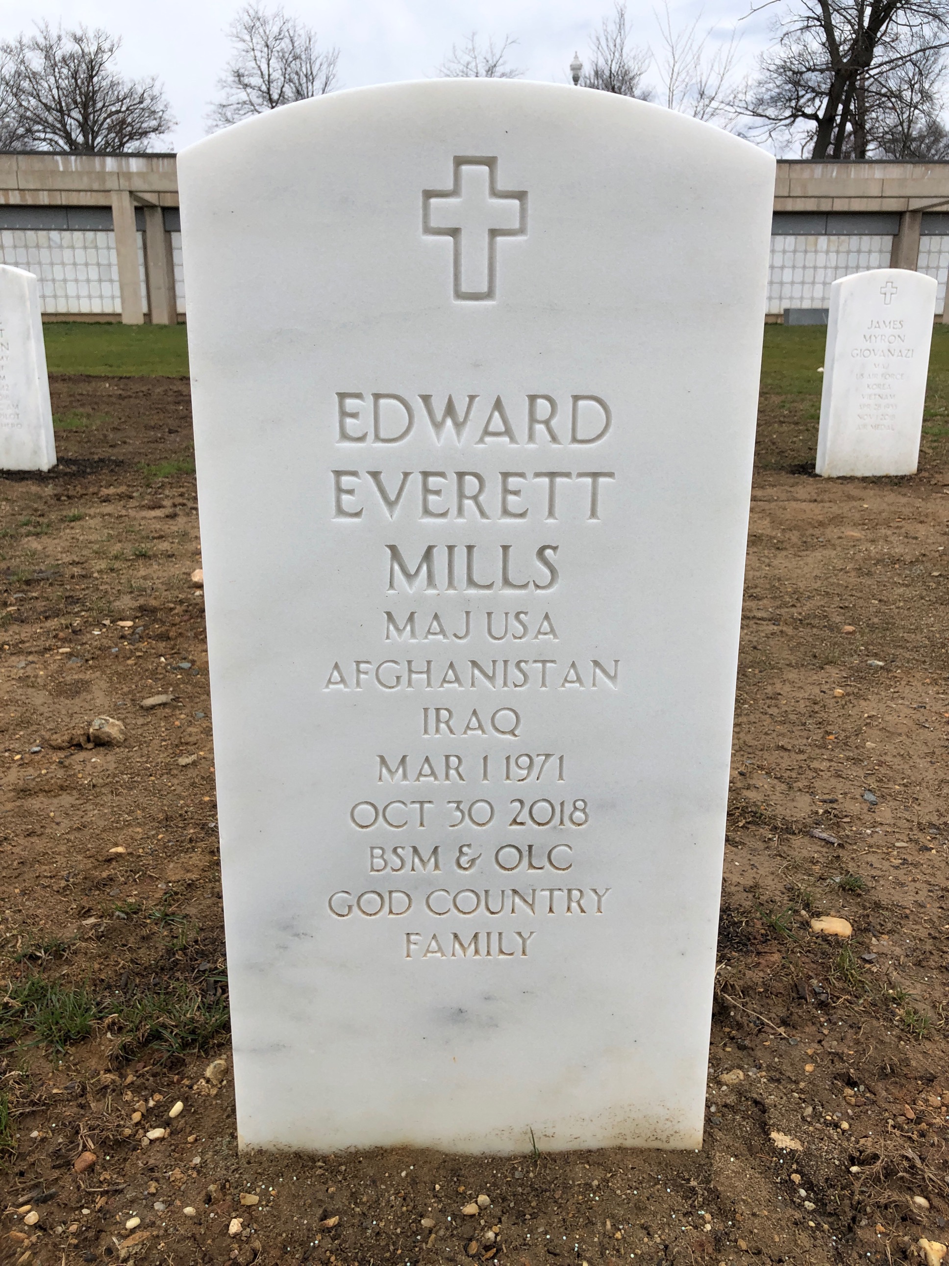 Edward Mills
