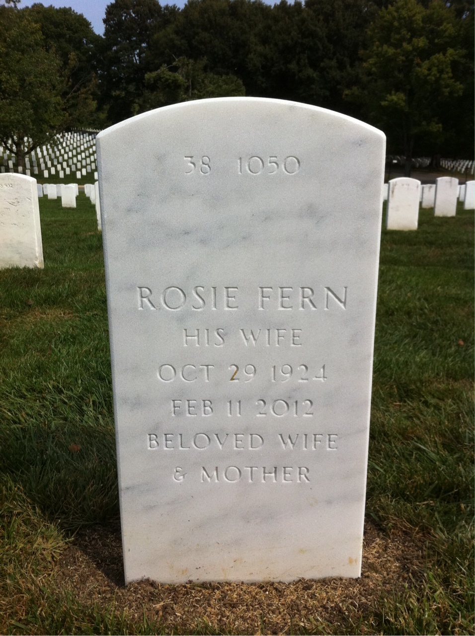 Back of headstone — Herbert Stuebner