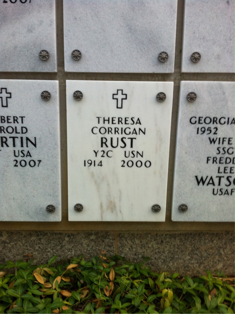 Theresa Rust