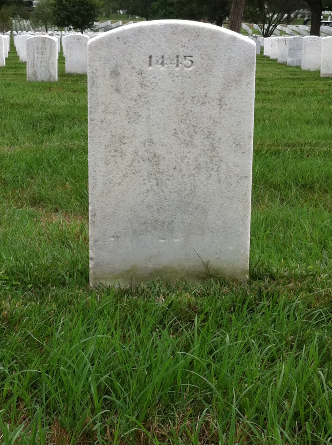 Back of headstone — Jorge Archilla
